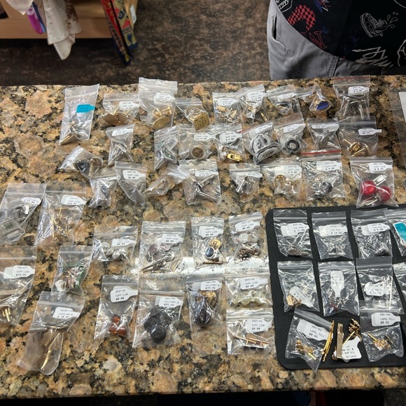 Bulk lot of cufflinks tie bars cuff buttons and tie pins. Vintage designer name - Picture 2 of 6